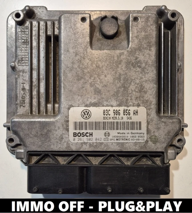 0261S02042 03C906056AH engine ECU Bosch VW Touran / Golf
