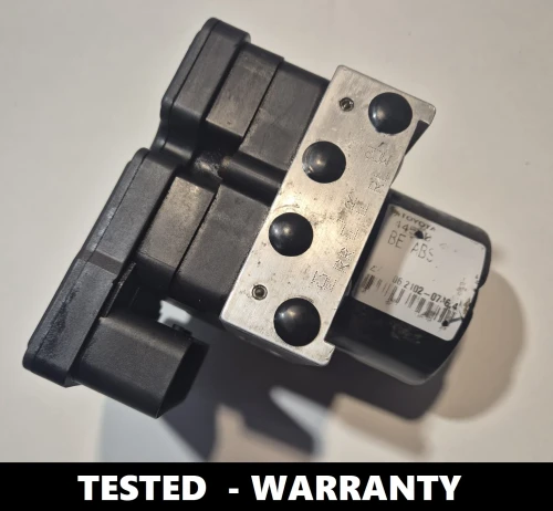 44510-0D031 89541-0D040 bomba ABS com centralina Toyota Yaris II