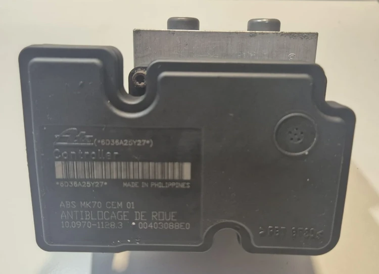 9659136980 10097011283 bomba ABS com centralina Peugeot 206