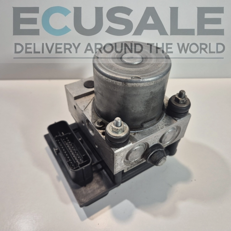 Bild der aus einem Meriva B ausgebauten ABS-Einheit mit sichtbarem Etikett 13375034.