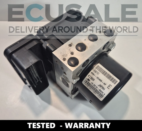 Zdjęcie modułu ABS 8V61-2C405-AF po demontażu – stan techniczny bardzo dobry.webp