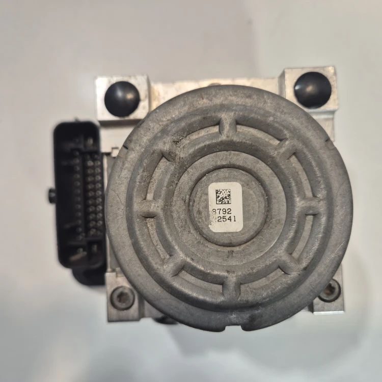 D1B1-2C405-AE D1B1-2C013-BC pompa ABS ze sterownikiem Ford Fiesta B-Max