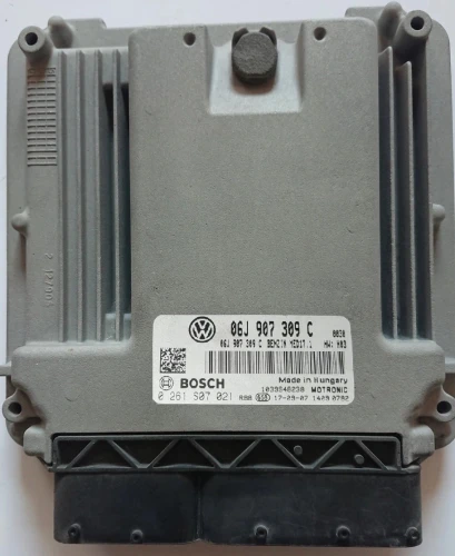06J907309C 0261S07021 engine ECU Bosch VW Transporter / Multivan T5 / T6 2.0 TSI