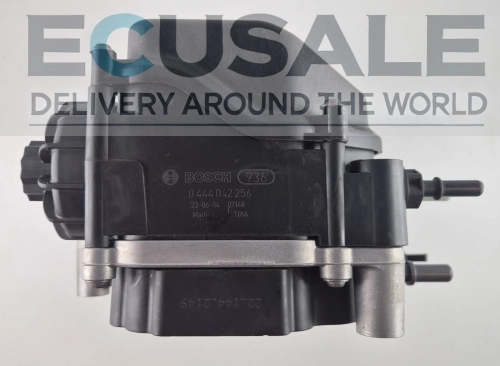 Bomba AdBlue Bosch 0444042256 / 05802855463 – Denoxtronic 24V, vista del conector eléctrico