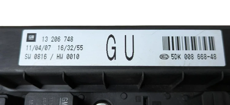 13206748 5DK008668-48 caixa de fusíveis UEC Opel Astra H / Zafira B