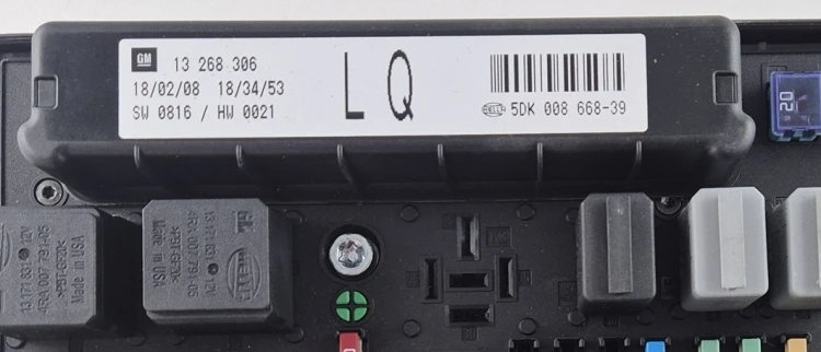 Caja de Fusibles 123268306 LQ VIRGIN UEC Opel Astra H Zafira B  PIN CODE CAR PASS