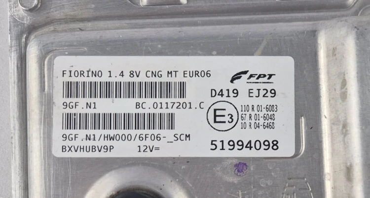 Etykieta sterownika silnika Fiat Fiorino 51994098, 9GF.N1 HW000, oznaczenie BC.0117201.C