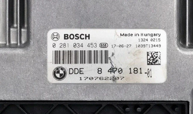0281034453 8470181 Bosch BMW engine control unit DDE8470181